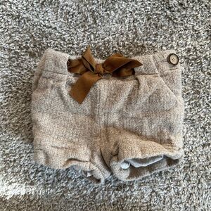 Zara Baby shorts 6-9m